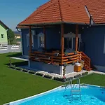 Beautiful 4-bed House In The Weinviertel
