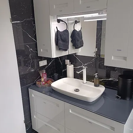 Holiday home Prachtvolles Erholungsgebiet Im Weinviertel Hollabrunn