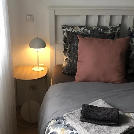 Holiday home Beautiful 4-bed House In The Neahe Wien Hollabrunn