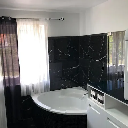 Holiday home Prachtvolles Erholungsgebiet Im Weinviertel *