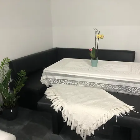 Beautiful 4-bed House In The Weinviertel * Hollabrunn