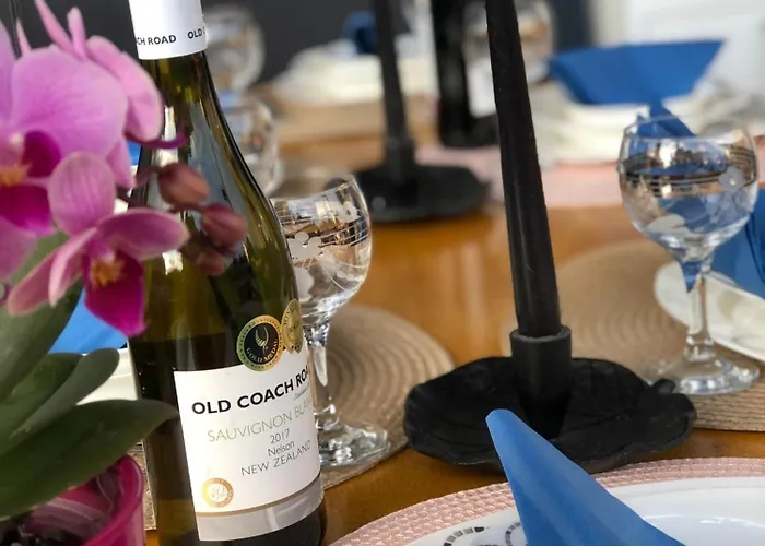 Feriehus Beautiful 4-bed House In The Weinviertel