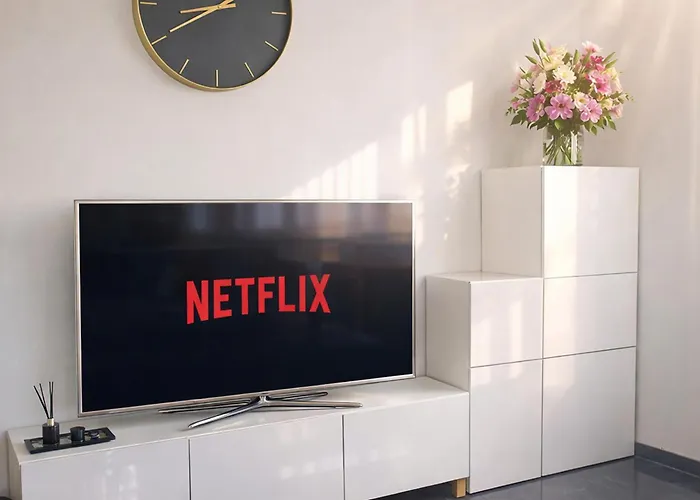 Beautiful 4-bed House In The Weinviertel Feriehus